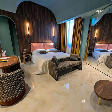 Villa Adriatica Ambienthotels Римини Екстериор снимка