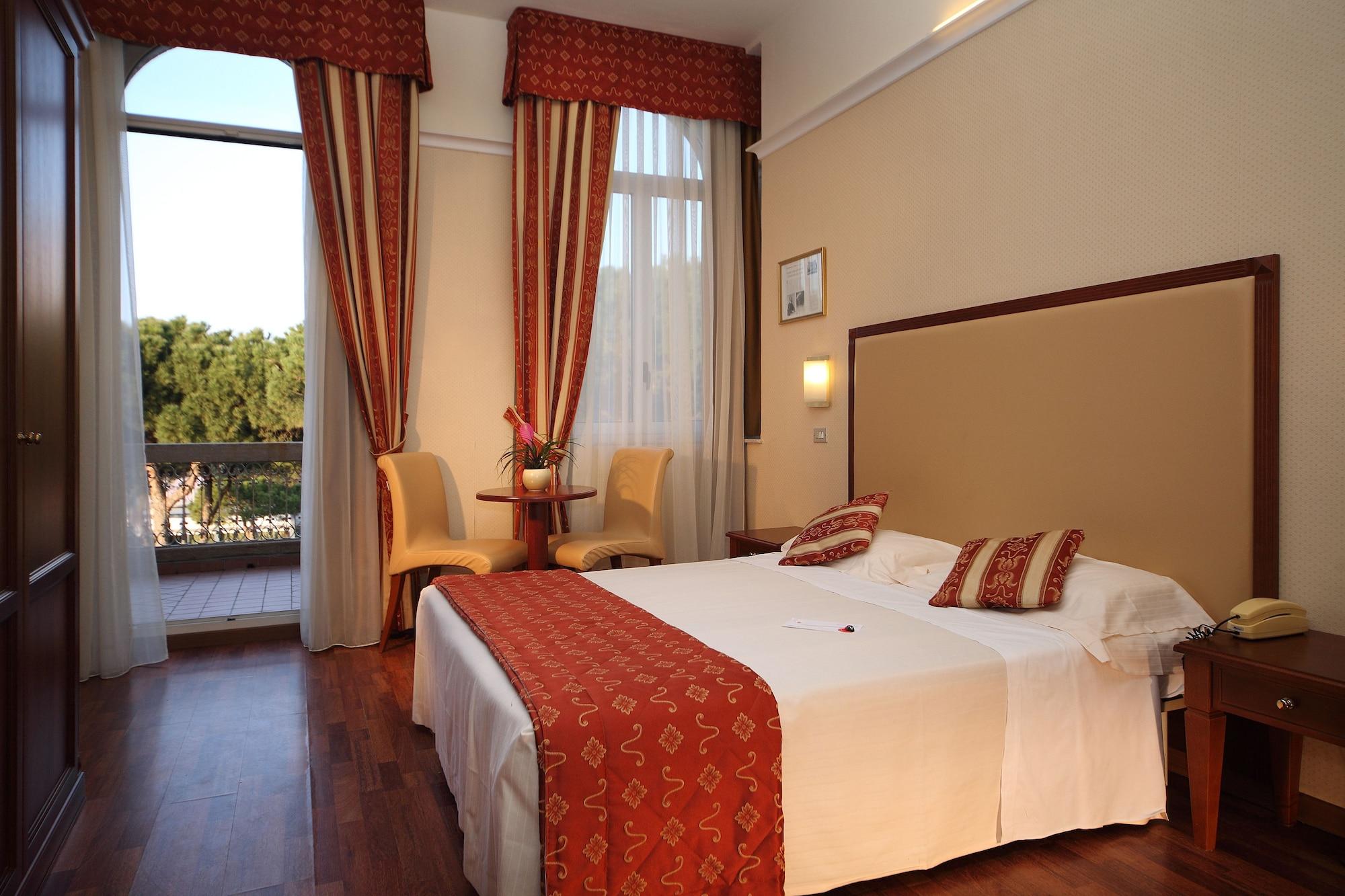 Villa Adriatica Ambienthotels Римини Екстериор снимка